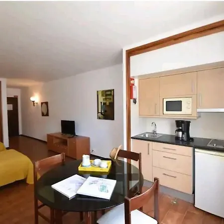 Apartamento T0 - Praia Maria Luisa *